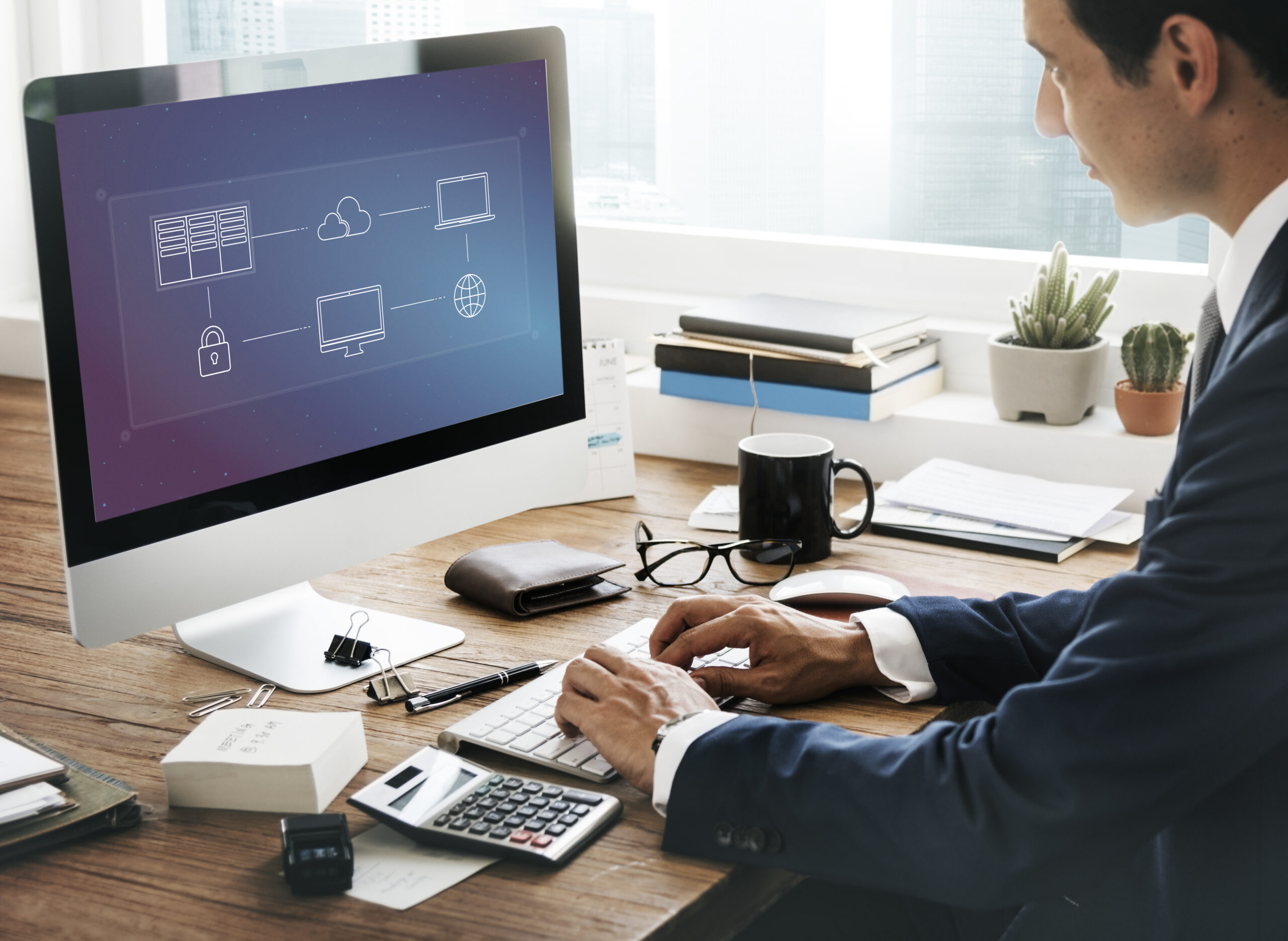 Cloud computing and data management visualization