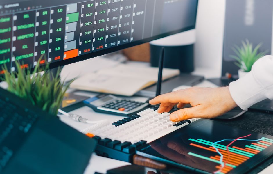 Big Data Analytics: Transforming Data into Business Value