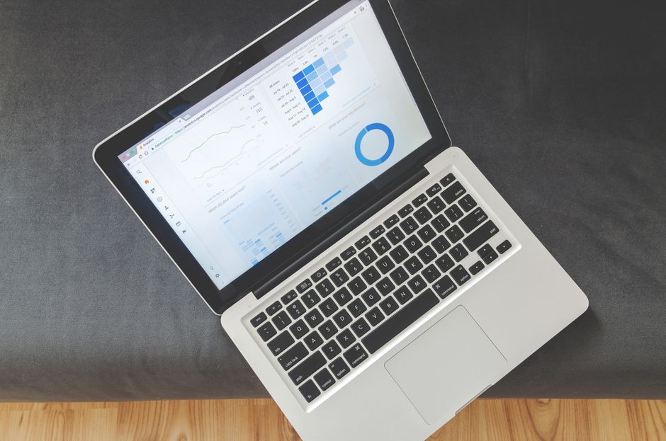Self-Service BI: Empowering Business Departments to Become Data Experts